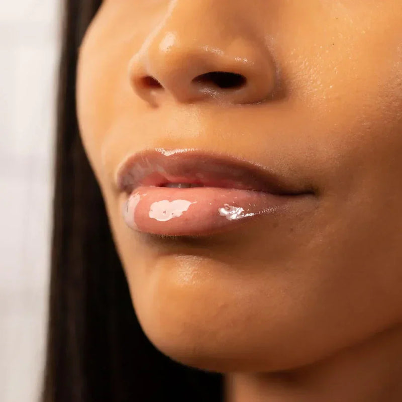 The Night Lip Treatment That Fixes Chapped Lips While You Sleep