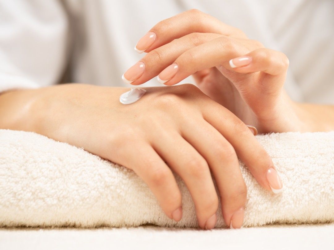 Hand Cream Rituals: Small Daily Habits That Make a Big Difference