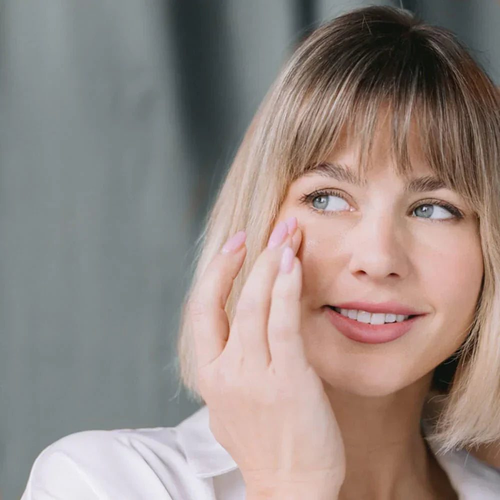 Anti-Aging Serum vs. Cream: Which One Does Your Skin Need More