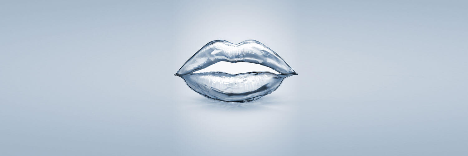 How to Treat Chapped Lips in the Winter Cold Weather
