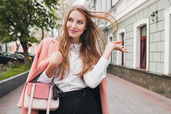 Make the World Your Runway With a Supermodel-Worthy Skin Care Routine