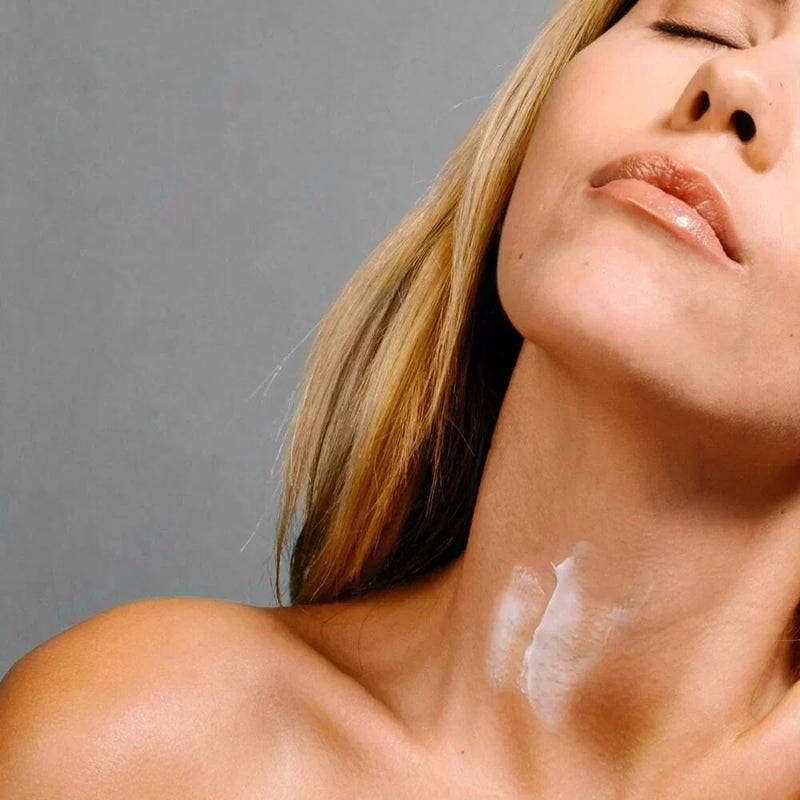 Décolleté Care: The Neck-and-Chest Routine Most People Forget
